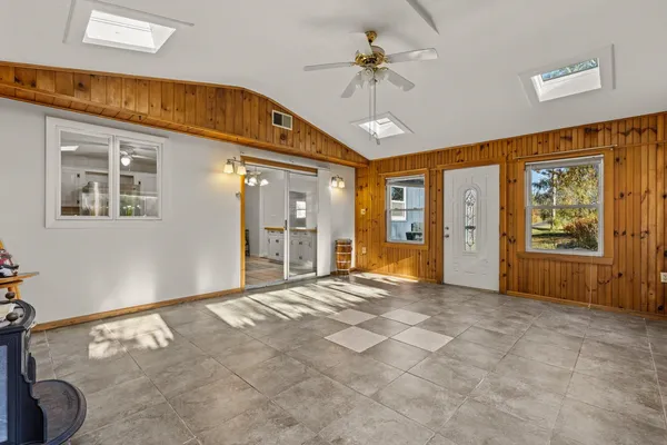 $605,000 | 60 Ocean Road, Greenland, NH 03840