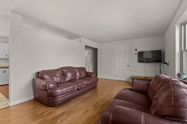 $605,000 | 60 Ocean Road, Greenland, NH 03840