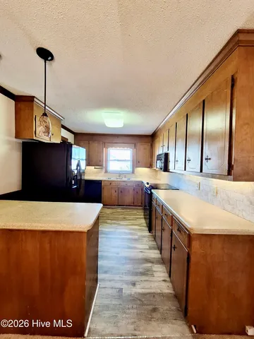 $1,950 | 237 Leon Drive, Greenville, NC 27858