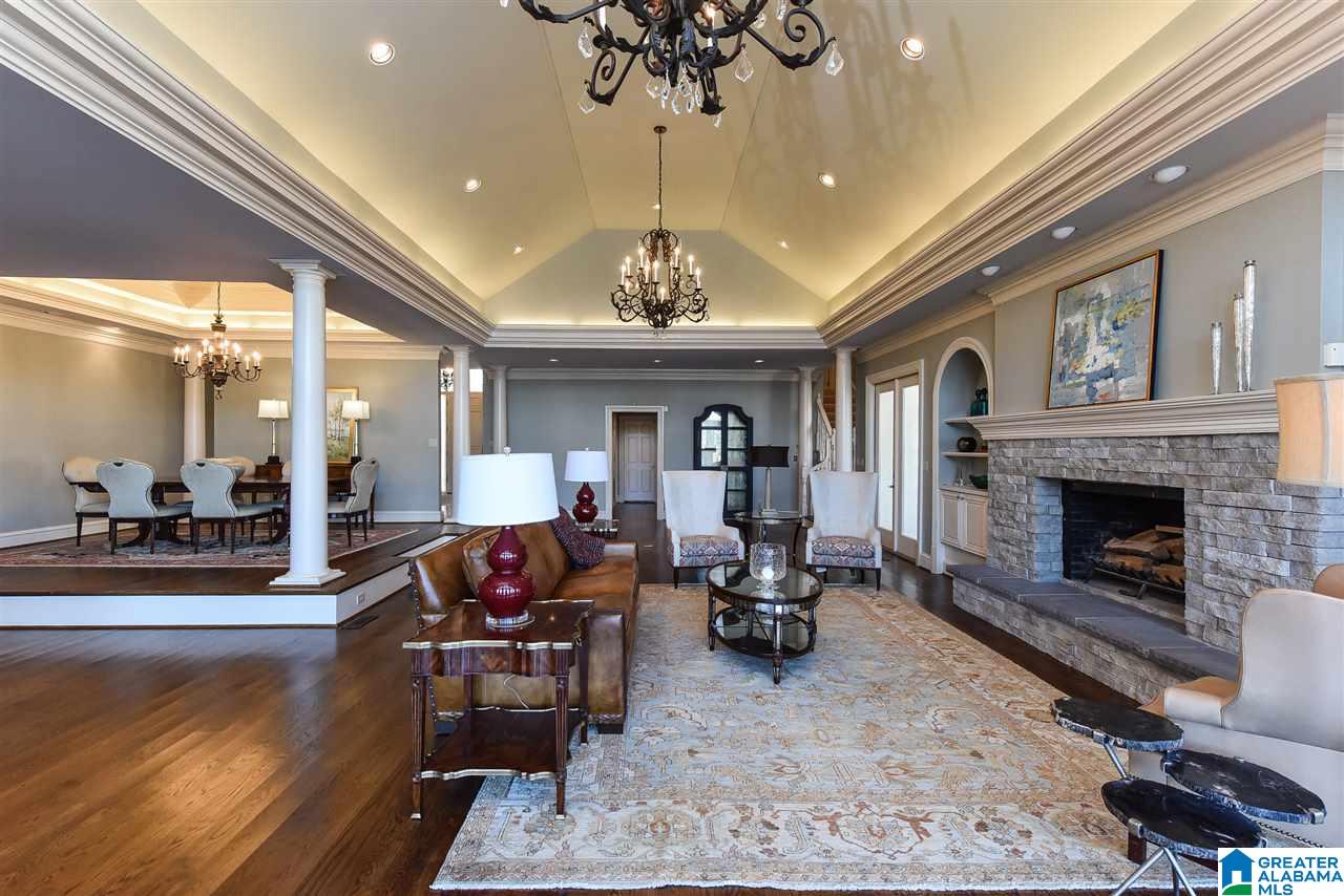 964 Lake Circle Birmingham, AL 35244 - Photo 4 of 50
