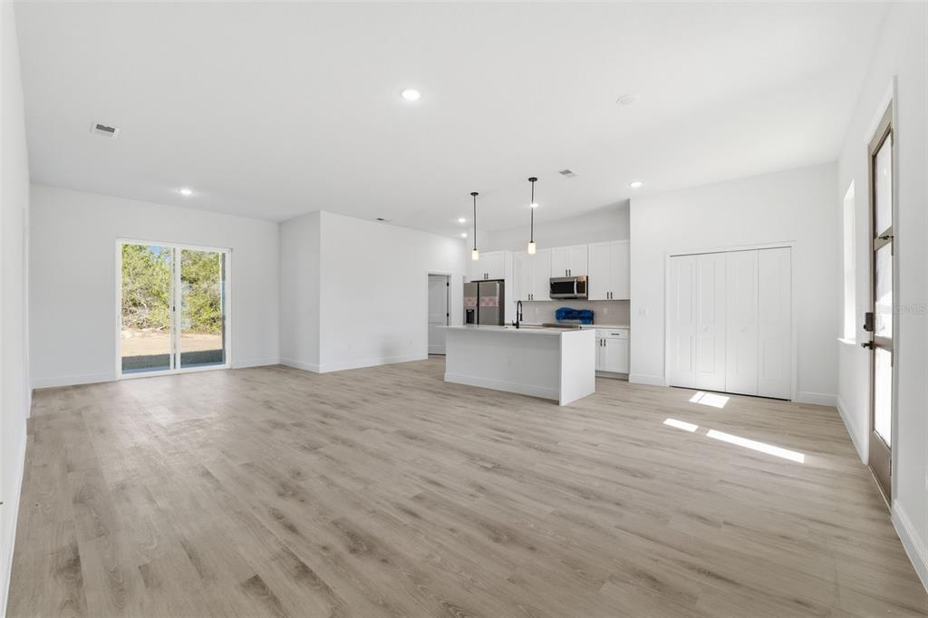 16454 Southwest 30th Ter Road Ocala, FL 34473 - Photo 7 of 35