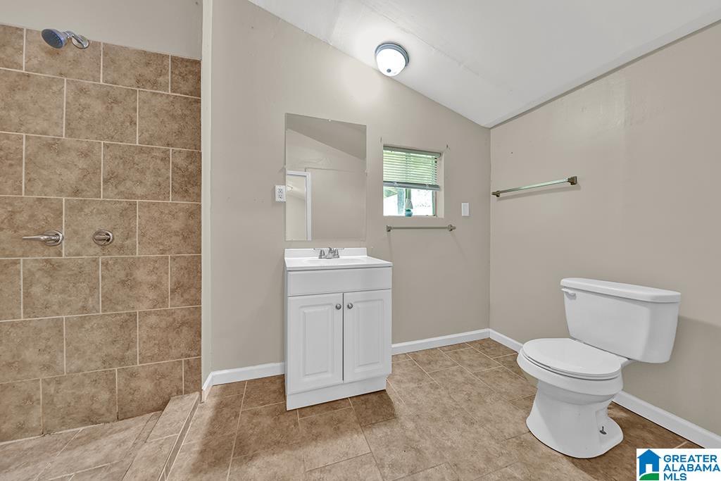 5965 Thornton Lake Road Dora, AL 35062 - Photo 6 of 29