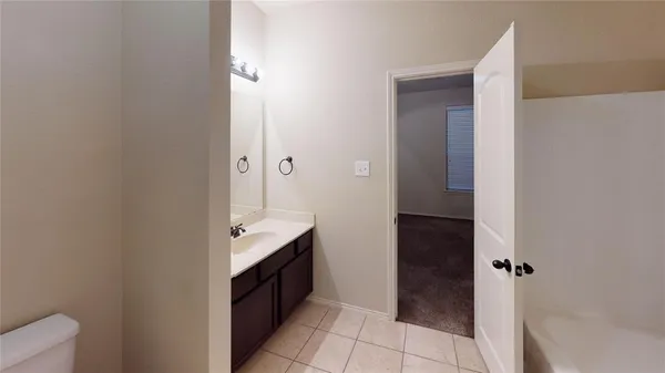 $1,695 | 305 Orbit Drive, Lavon, TX 75166
