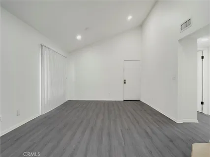 $385,000 | 9038 Orion Avenue, Unit 209, North Hills, CA 91343