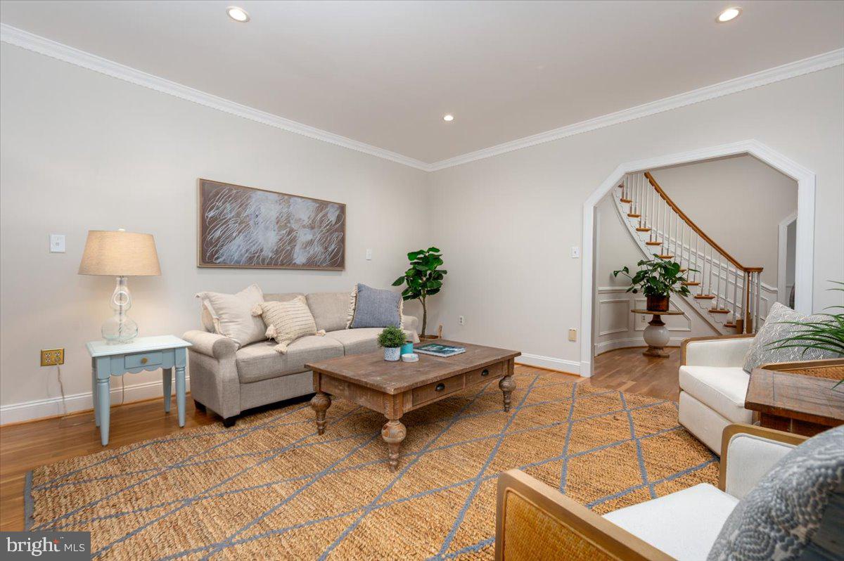 534 Post Oak Road Annapolis, MD 21401 - Photo 9 of 73