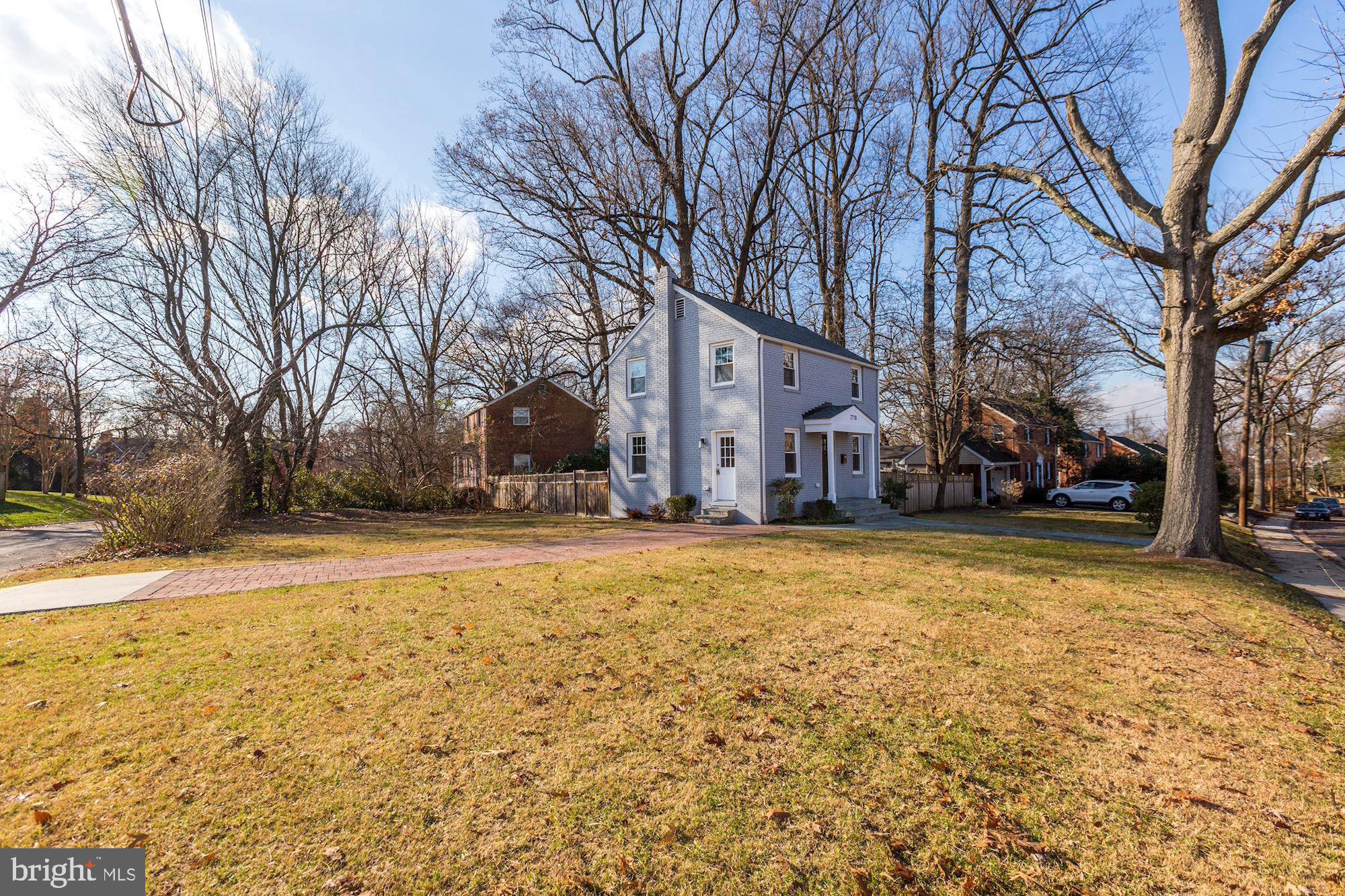 2710 Arvin Street Silver Spring, MD 20902 - Photo 5 of 54 Large Corner Lot