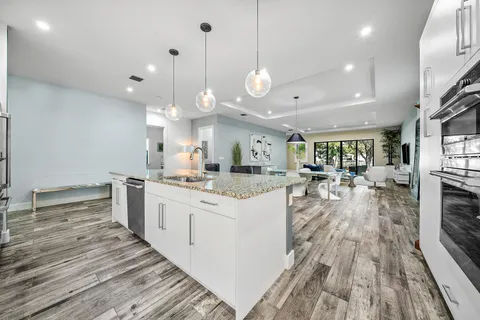 $1,250,000 | 3069 Safflower Circle, West Palm Beach, FL 33401