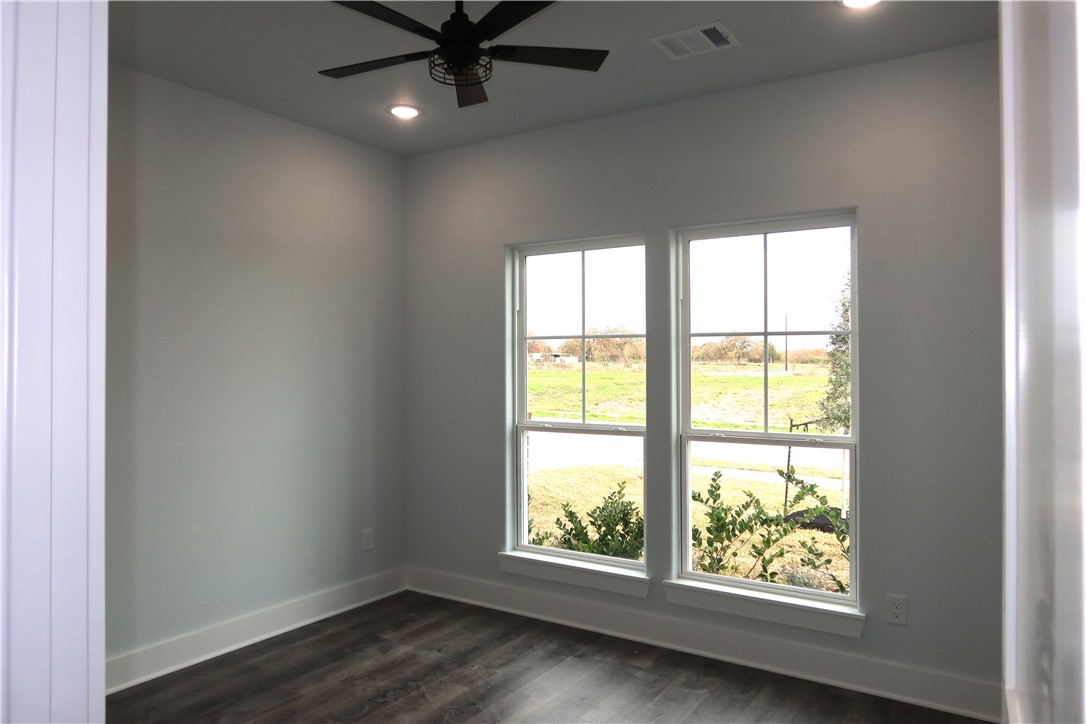 1963 Cambria Drive Bryan, TX 77807 - Photo 18 of 33