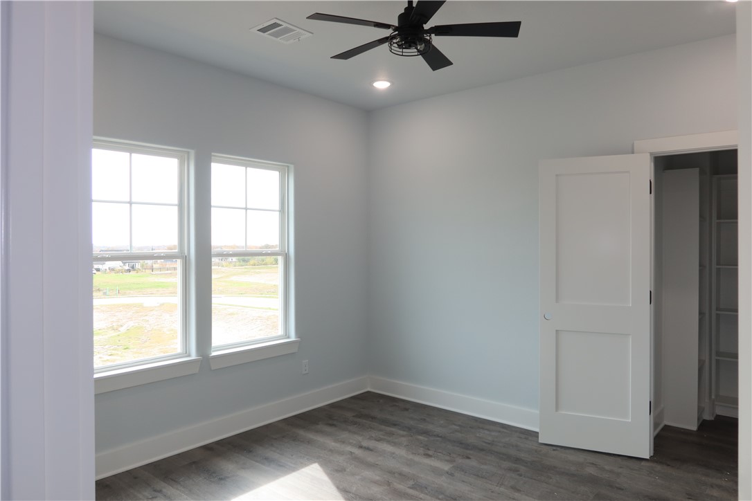 1963 Cambria Drive Bryan, TX 77807 - Photo 23 of 33