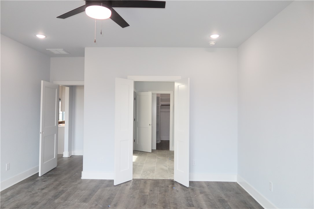 1963 Cambria Drive Bryan, TX 77807 - Photo 10 of 33