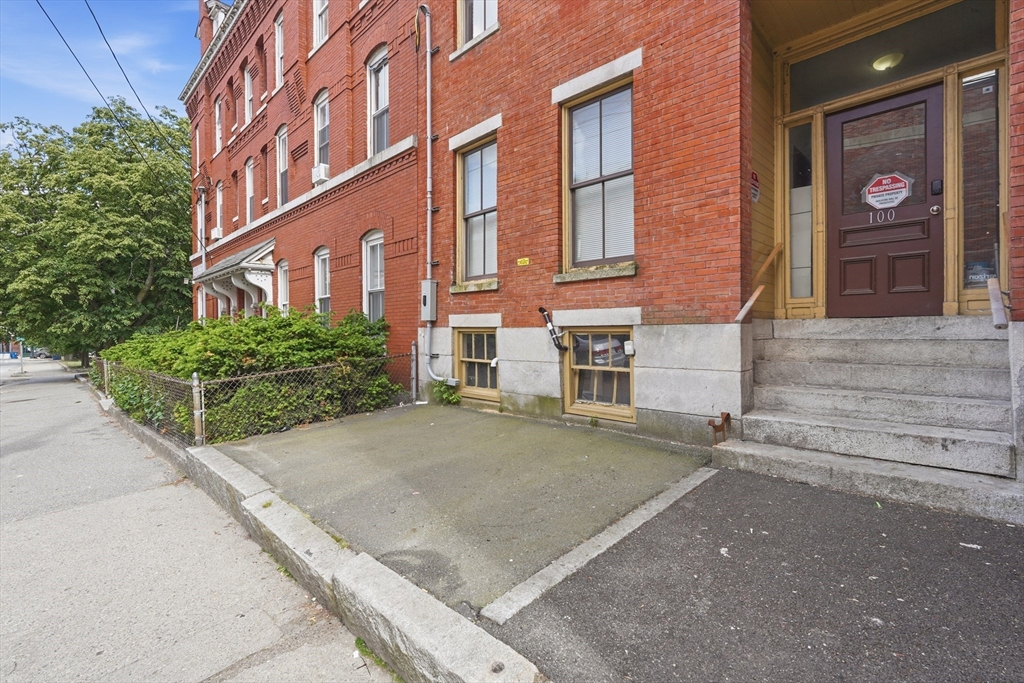 100 Appleton Street Lowell, MA 01852 - Photo 4 of 42