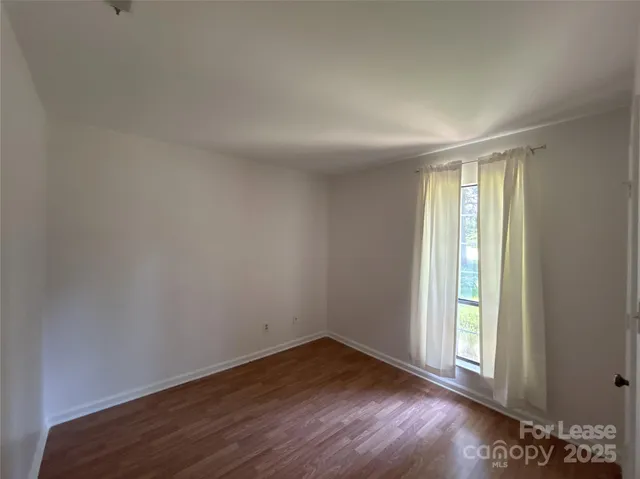 $2,200 | 10722 4 Mile Creek Road, Charlotte, NC 28277