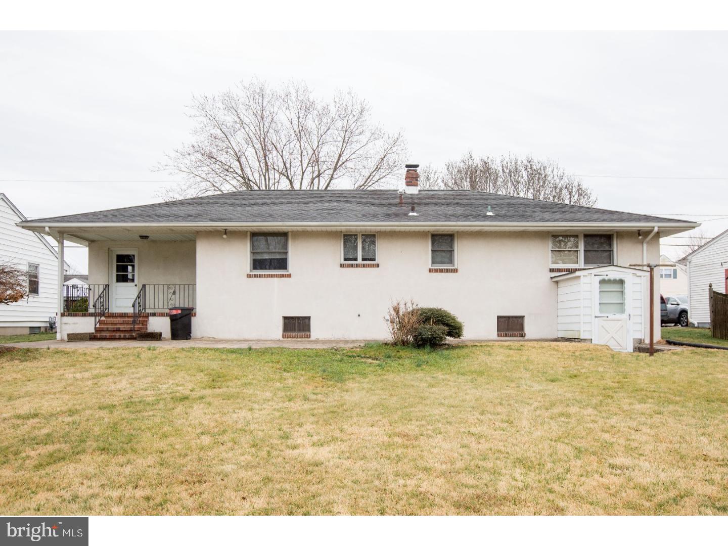 39 Alton Road Hamilton, NJ 08619 - Photo 19 of 20 Exterior Back