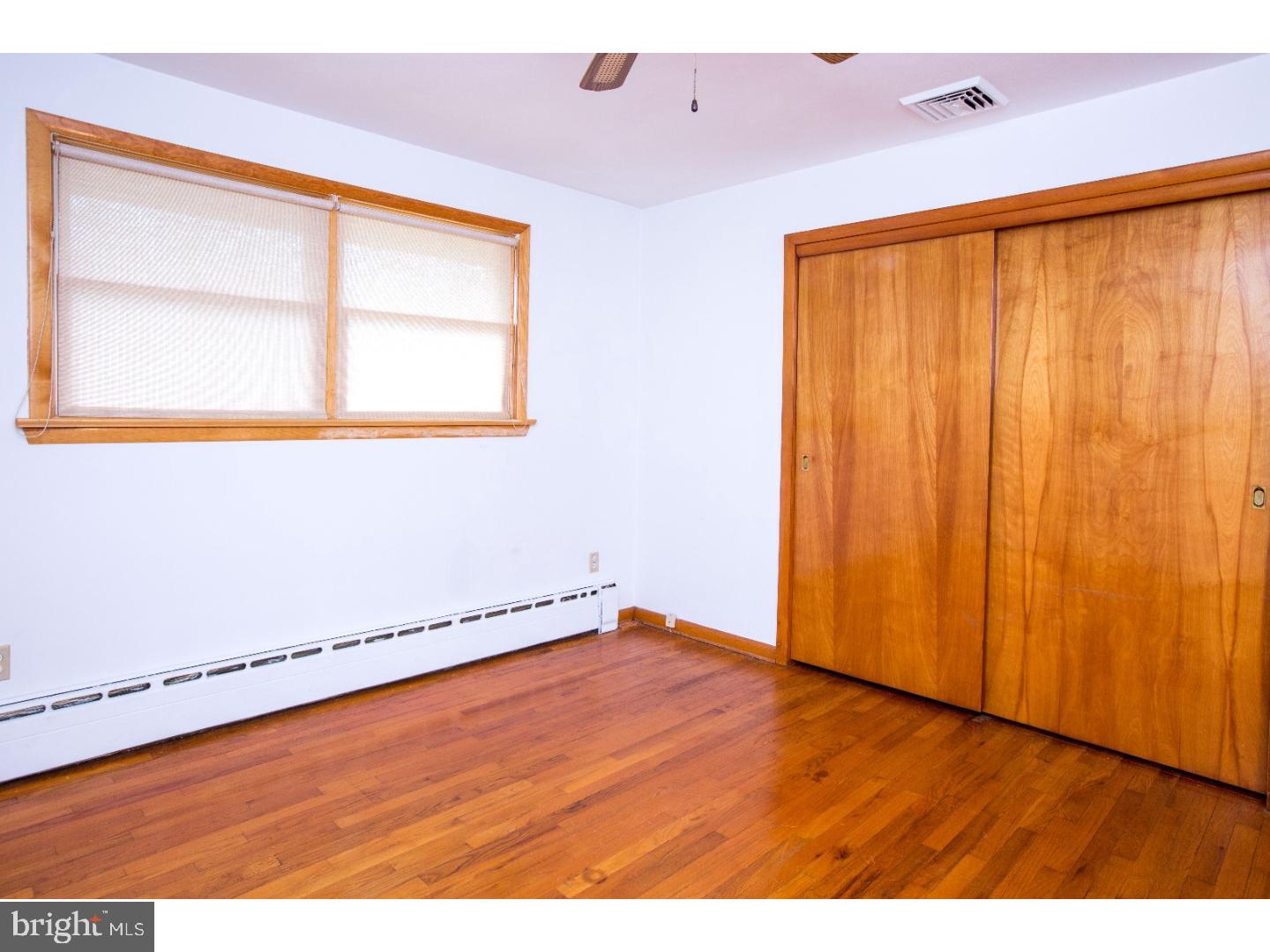39 Alton Road Hamilton, NJ 08619 - Photo 7 of 20 Master Bedroom