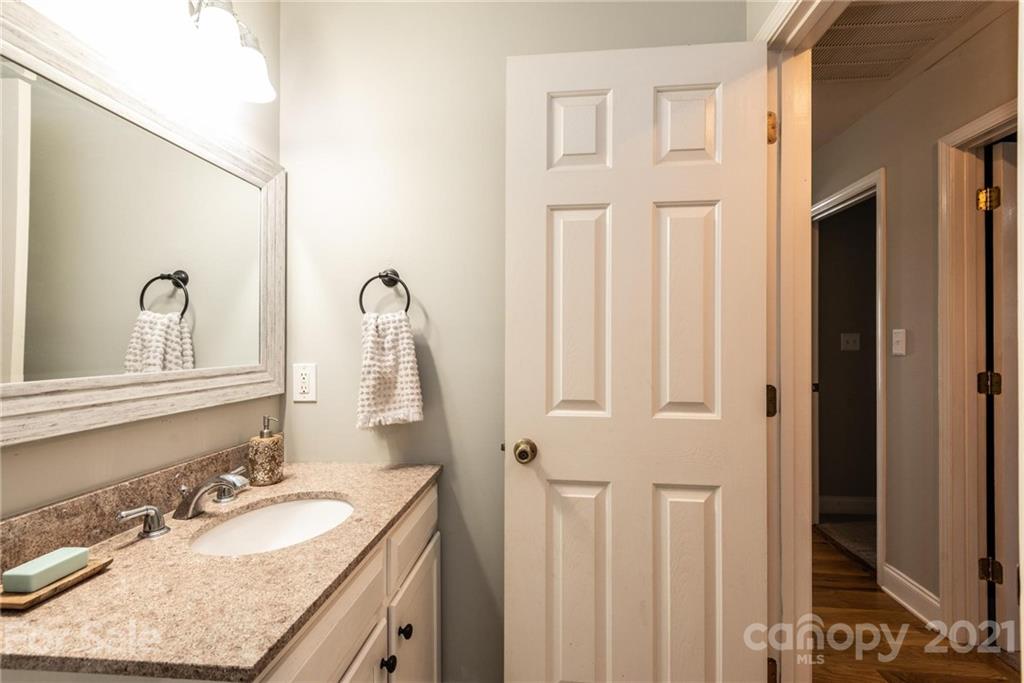 4946 Addison Lane Hickory, NC 28601 - Photo 22 of 31 Gallery Image 22
