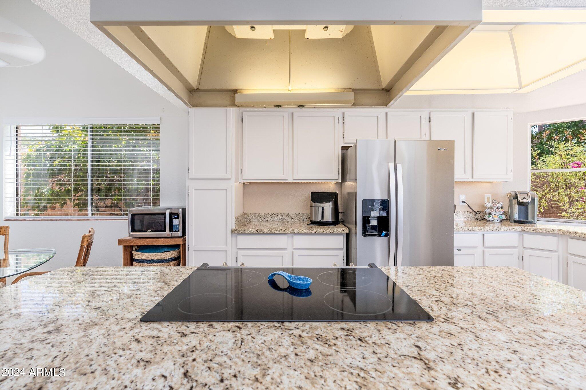 4725 East Grandview Road Phoenix, AZ 85032 - Photo 15 of 55 4725 E Grandview Rd - 16