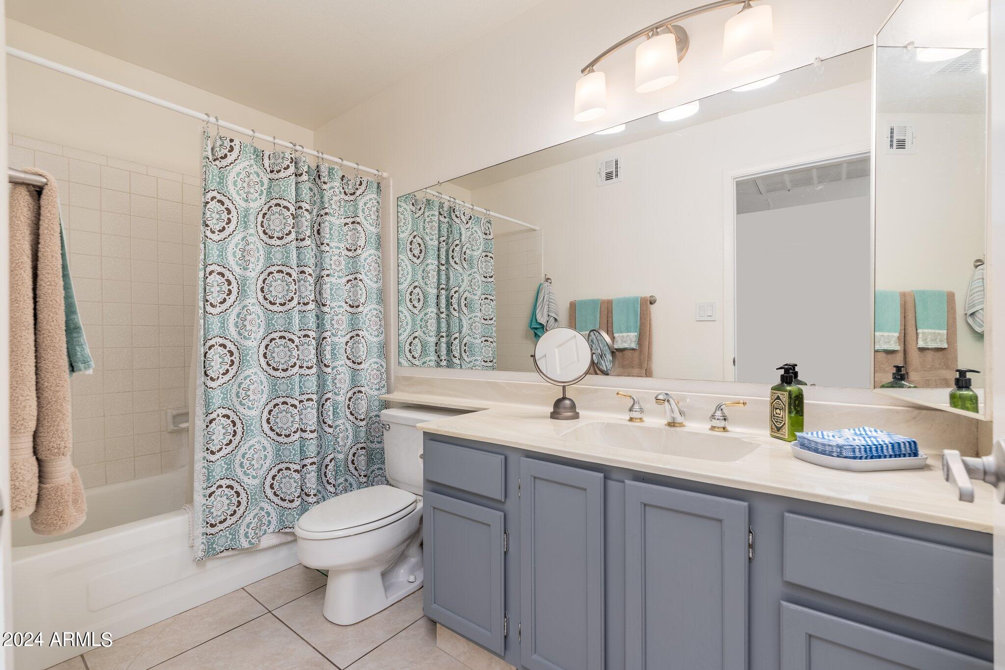 4725 East Grandview Road Phoenix, AZ 85032 - Photo 26 of 55 4725 E Grandview Rd - 30