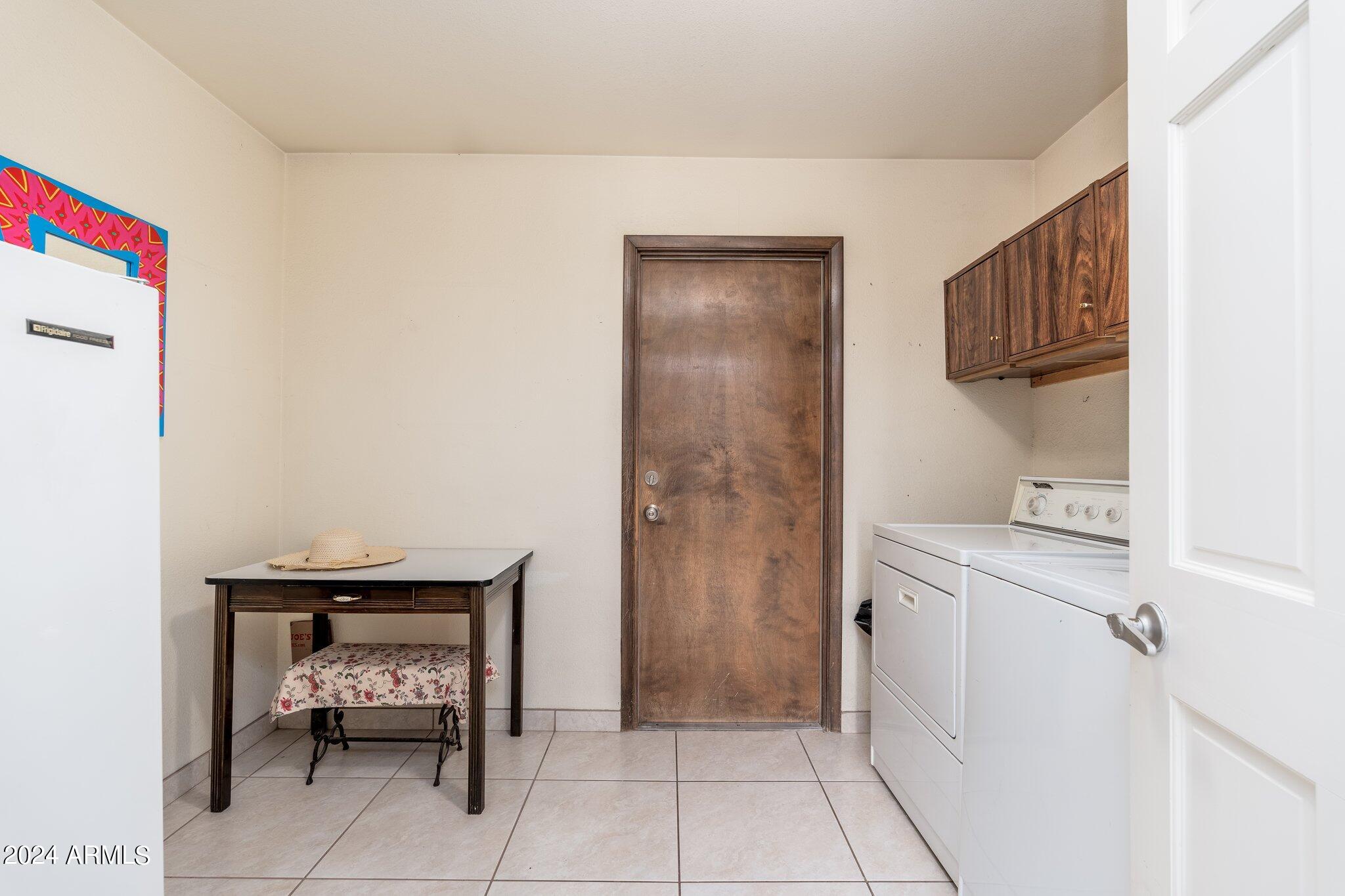 4725 East Grandview Road Phoenix, AZ 85032 - Photo 29 of 55 4725 E Grandview Rd - 34