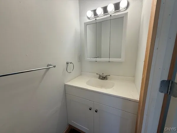 $159,900 | 112 Prospect Street, Lenox, NY 13032