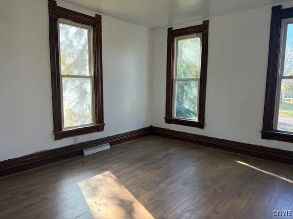 $159,900 | 112 Prospect Street, Lenox, NY 13032