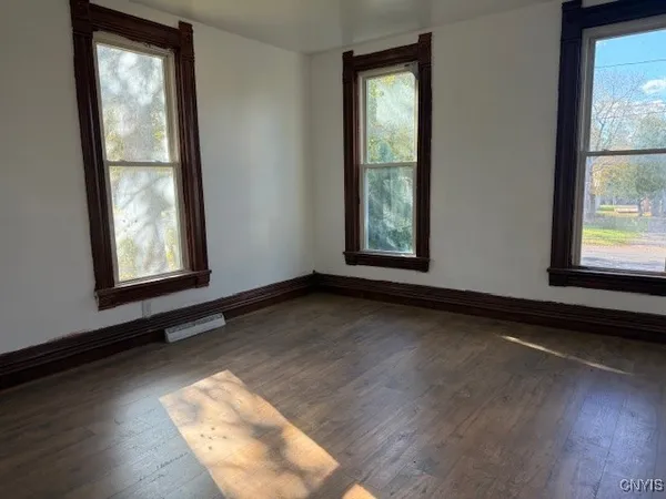 $159,900 | 112 Prospect Street, Lenox, NY 13032