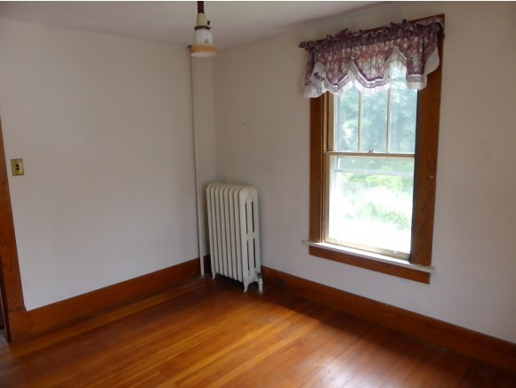 711 County Street Bennington, VT 05201 - Photo 20 of 27 Gallery Image 20