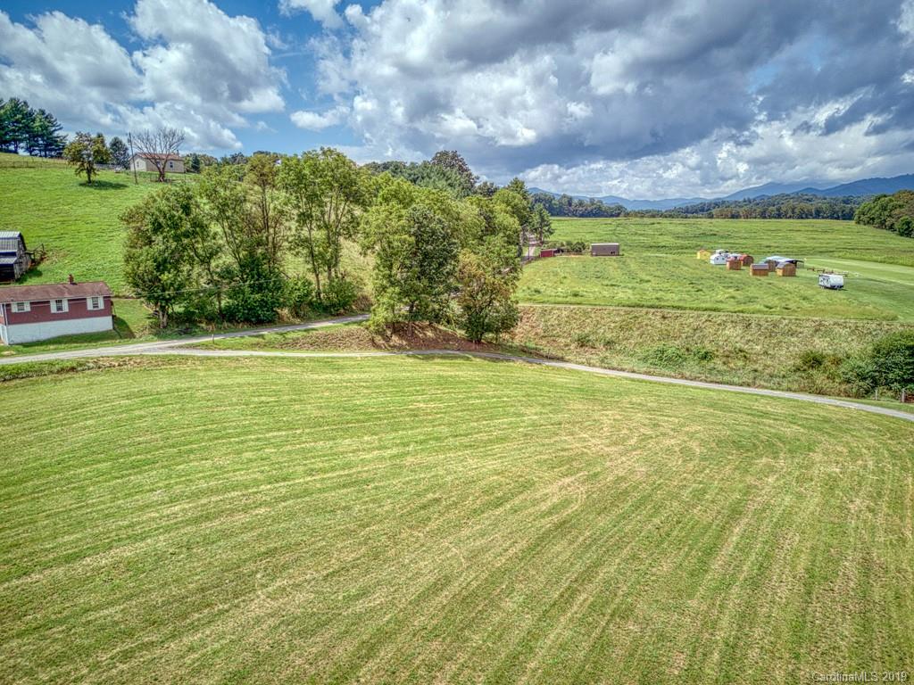 609 Caring Pl Loop Clyde, NC 28721 - Photo 14 of 24