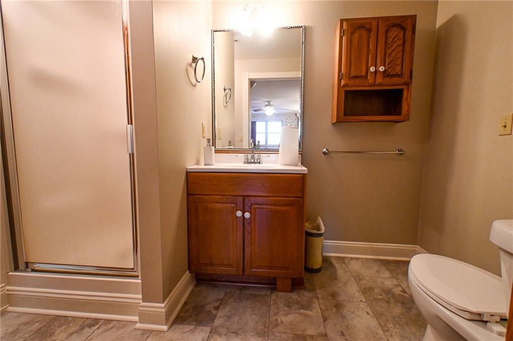 5855 Southeast 981 Pvt Road Collins, MO 64738 - Photo 31 of 79