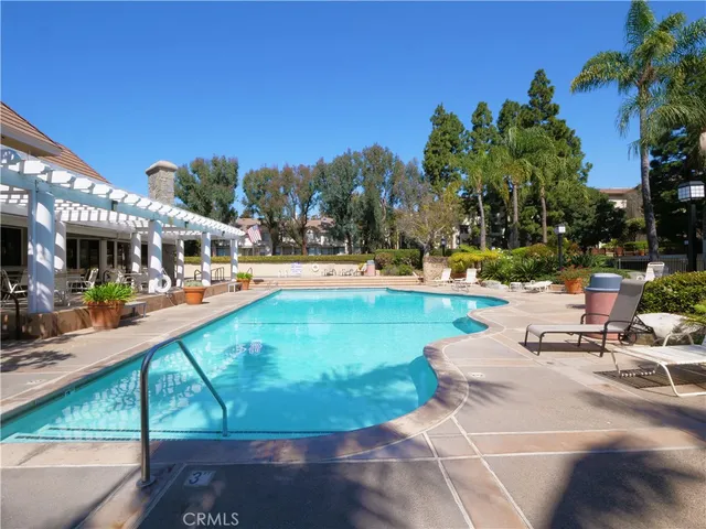 $950,000 | 2595 Plaza Del Amo, Unit 422, Torrance, CA 90503