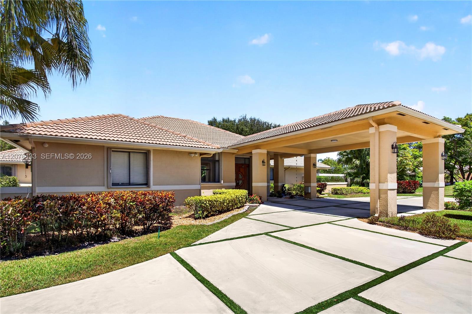 2725 Hunter Road Weston, FL 33331 - Photo 41 of 68 Gallery Image 41