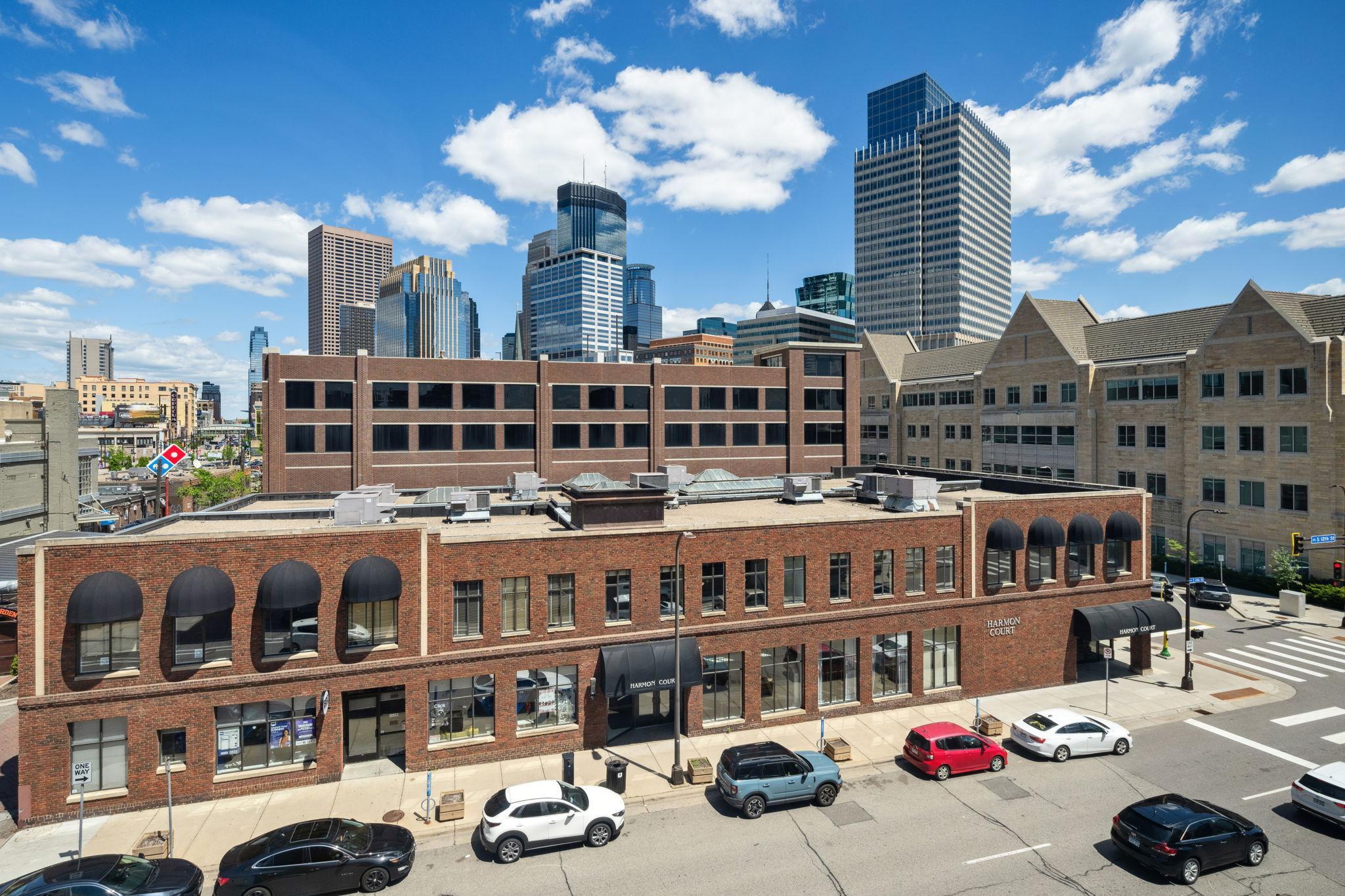11 South 12th Street, Unit 402 Minneapolis, MN 55403 - Photo 2 of 43