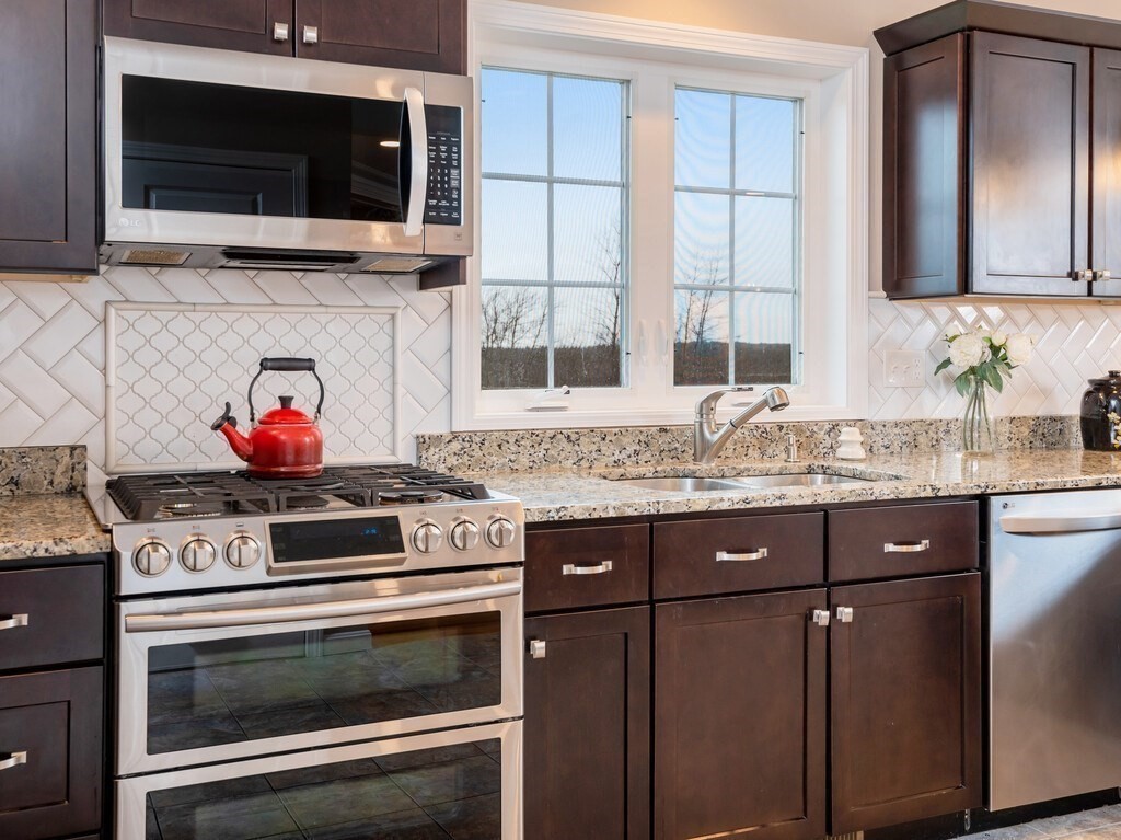 95 A Campbell Street Rutland, MA 01543 - Photo 9 of 42