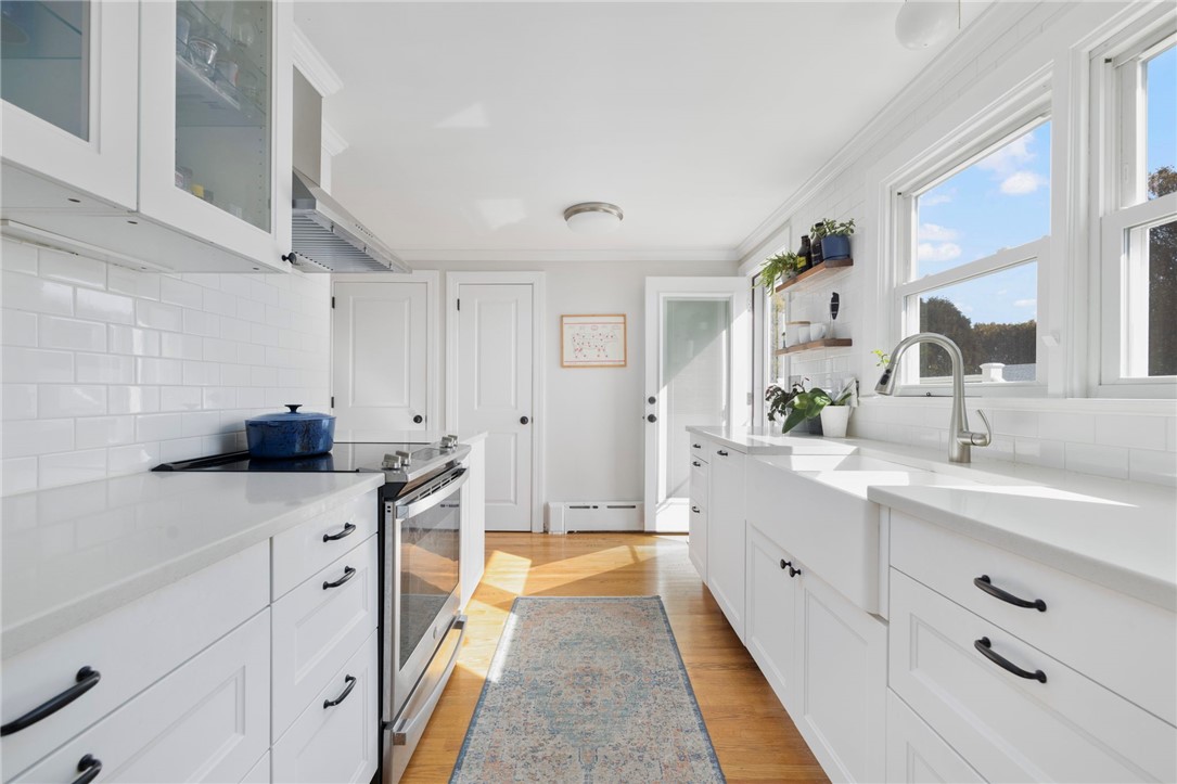 45 Harvey Road Middletown, RI 02842 - Photo 10 of 43 Gallery Image 10