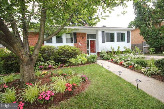 1302 Caddington Avenue Silver Spring, MD 20901 - Photo 1 of 30 Exterior Front
