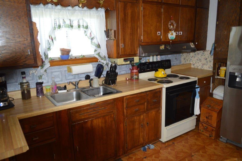 203 Ridge Road Avella, PA 15312 - Photo 7 of 15