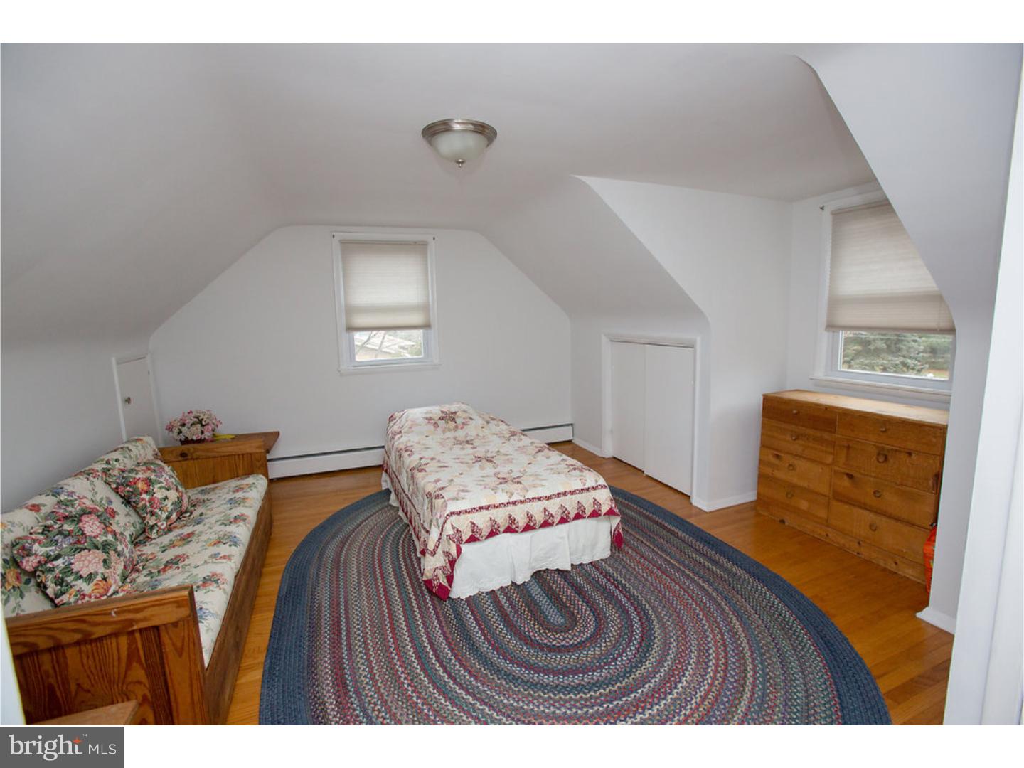 2264 Warwick Road Warrington, PA 18976 - Photo 6 of 21 Bedroom 3