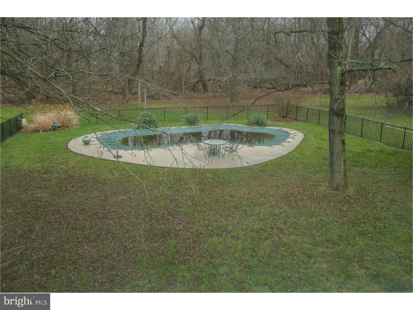 2264 Warwick Road Warrington, PA 18976 - Photo 9 of 21 Pool
