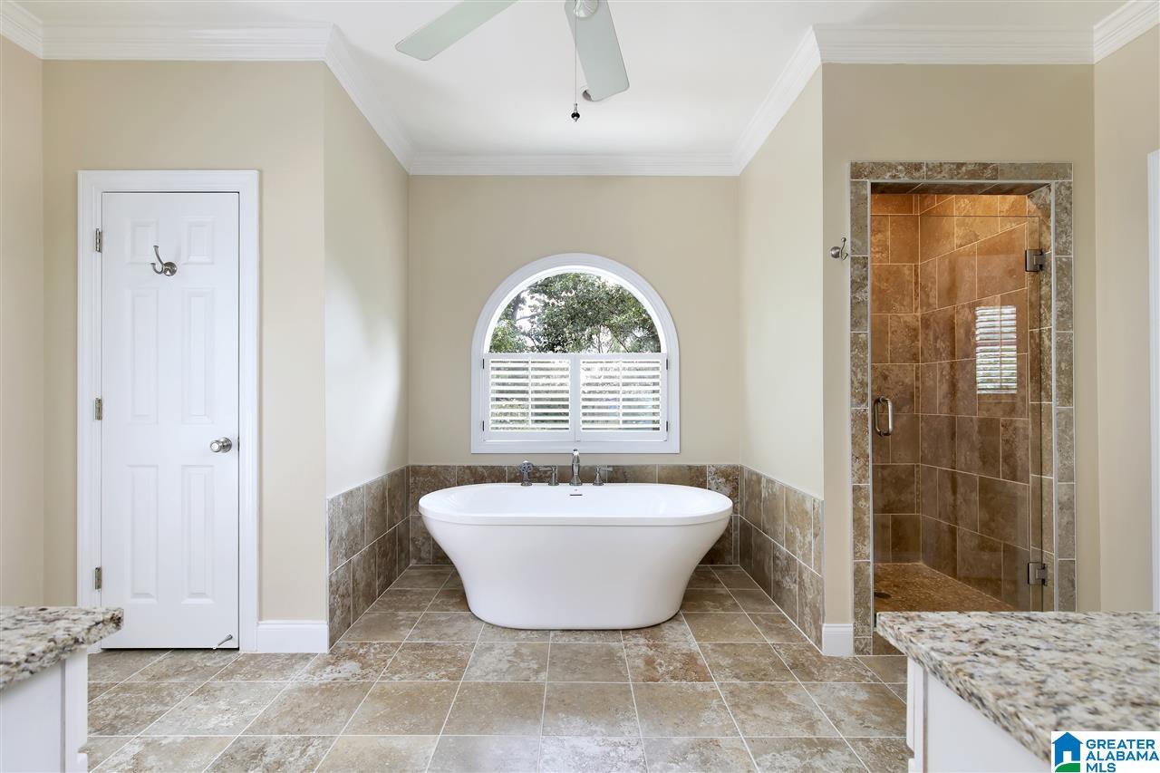 406 Woodward Road Trussville, AL 35173 - Photo 17 of 38