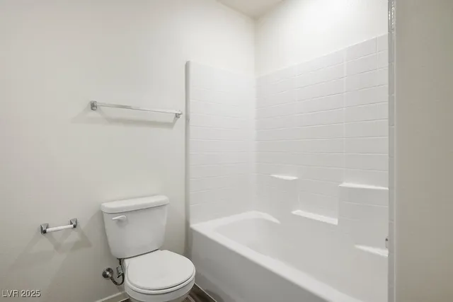 $1,850 | 6184 Hibiscus Gdn Street, North Las Vegas, NV 89081