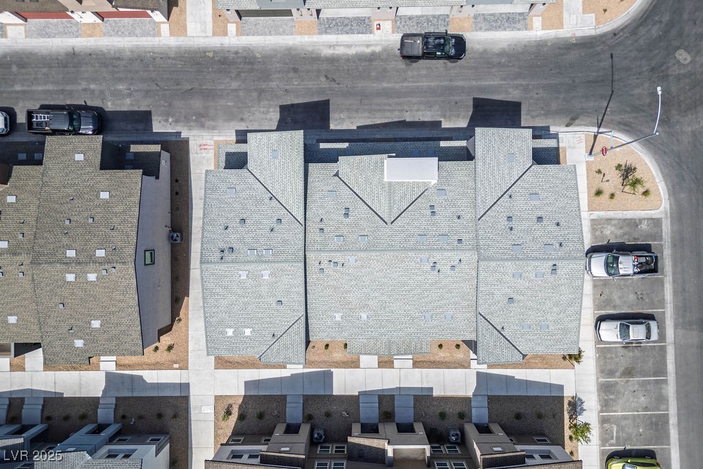 6184 Hibiscus Gdn Street North Las Vegas, NV 89081 - Photo 28 of 35 Drone / aerial view