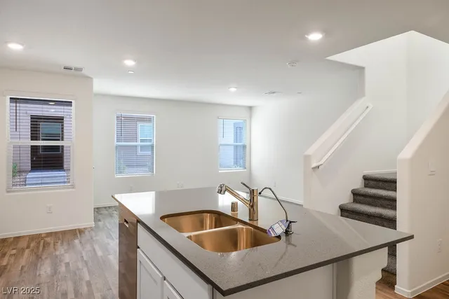 $1,850 | 6184 Hibiscus Gdn Street, North Las Vegas, NV 89081