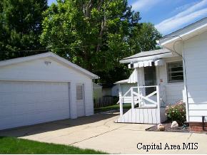 9 Adloff Lane Springfield, IL 62703 - Photo 2 of 3