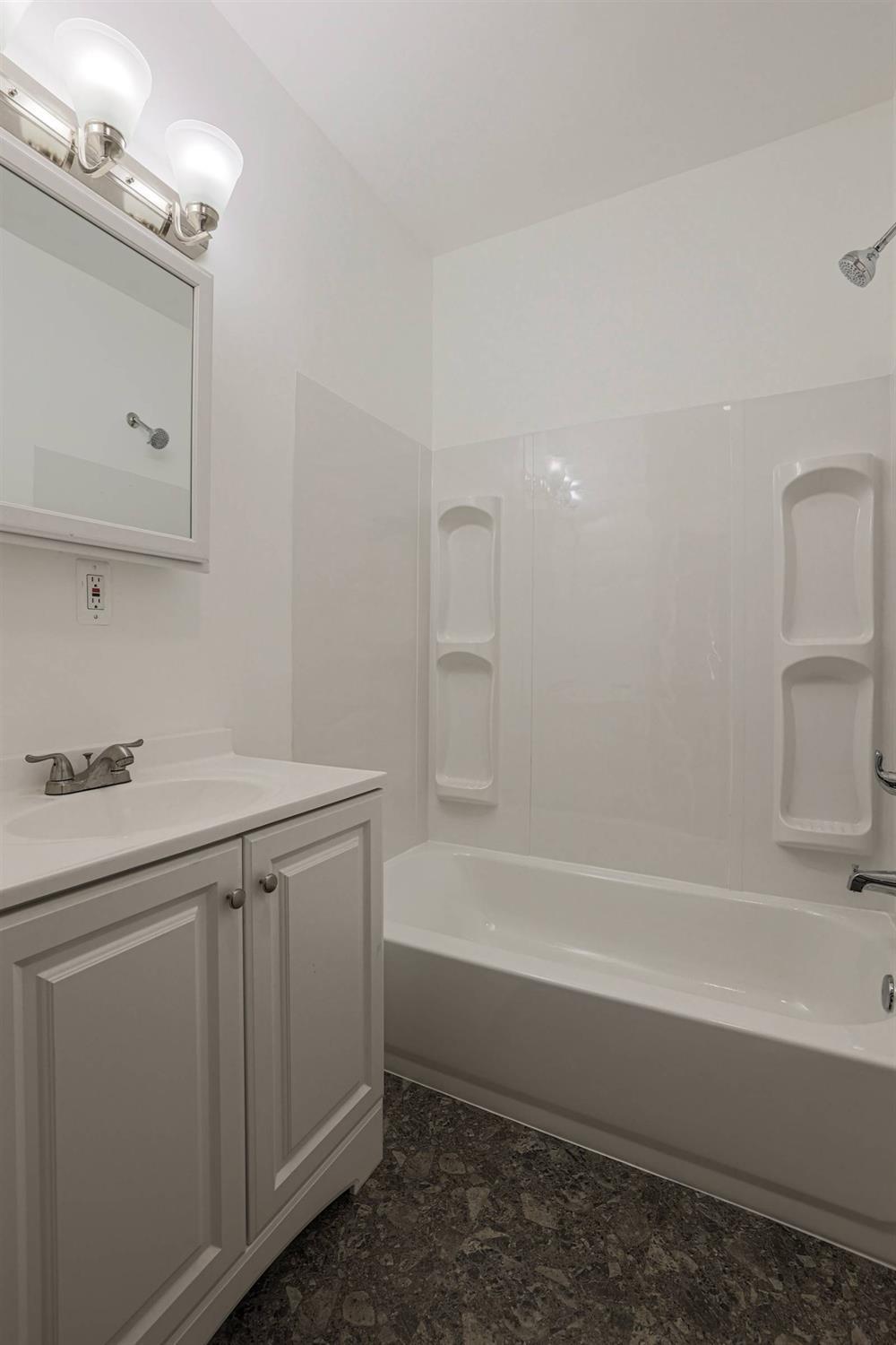 1965 Jackson Road Hamilton, OH 45011 - Photo 25 of 28 Gallery Image 25