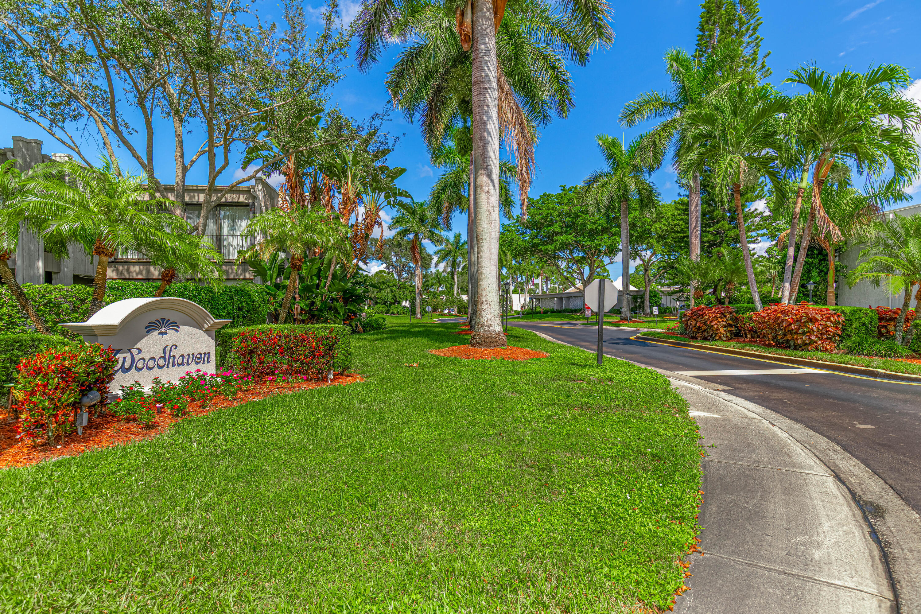6548 Spring Bottom Way, Unit 221 Boca Raton, FL 33433 - Photo 3 of 42 Woodhaven Entrance