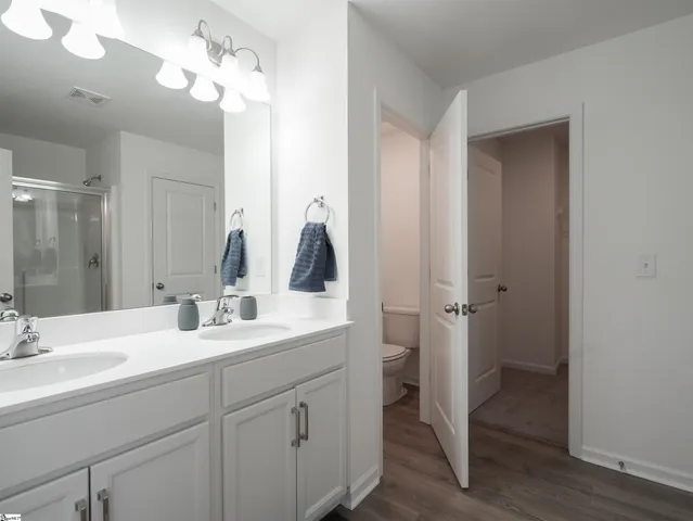 $2,035 | 23 Thorne Street, Fountain Inn, SC 29644