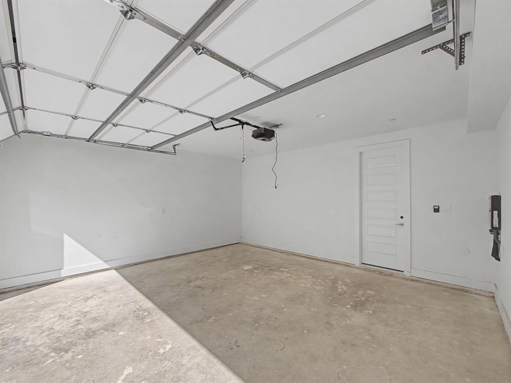 2925 Spruce Valley Lane, Unit 403 Dallas, TX 75233 - Photo 35 of 36