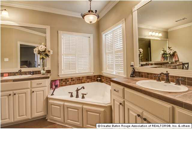 45038 Edna Guidry Road St. Amant, LA 70774 - Photo 14 of 24 Gallery Image 14