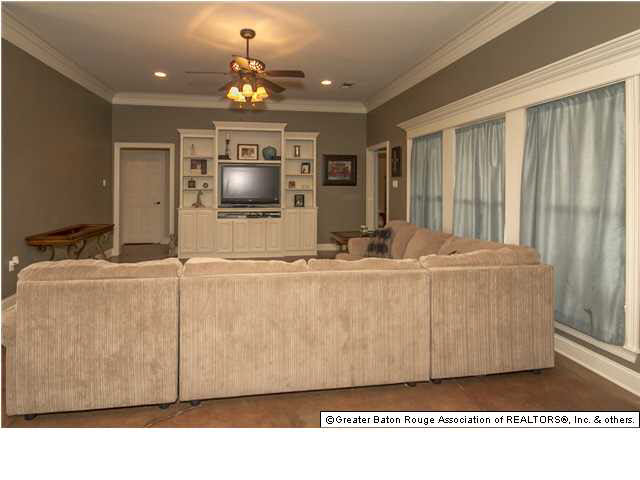 45038 Edna Guidry Road St. Amant, LA 70774 - Photo 9 of 24 Gallery Image 9