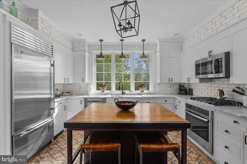 $2,499,000 | 3307 Windy Bush Road, New Hope, PA 18938