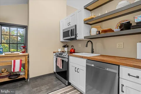 $2,499,000 | 3307 Windy Bush Road, New Hope, PA 18938